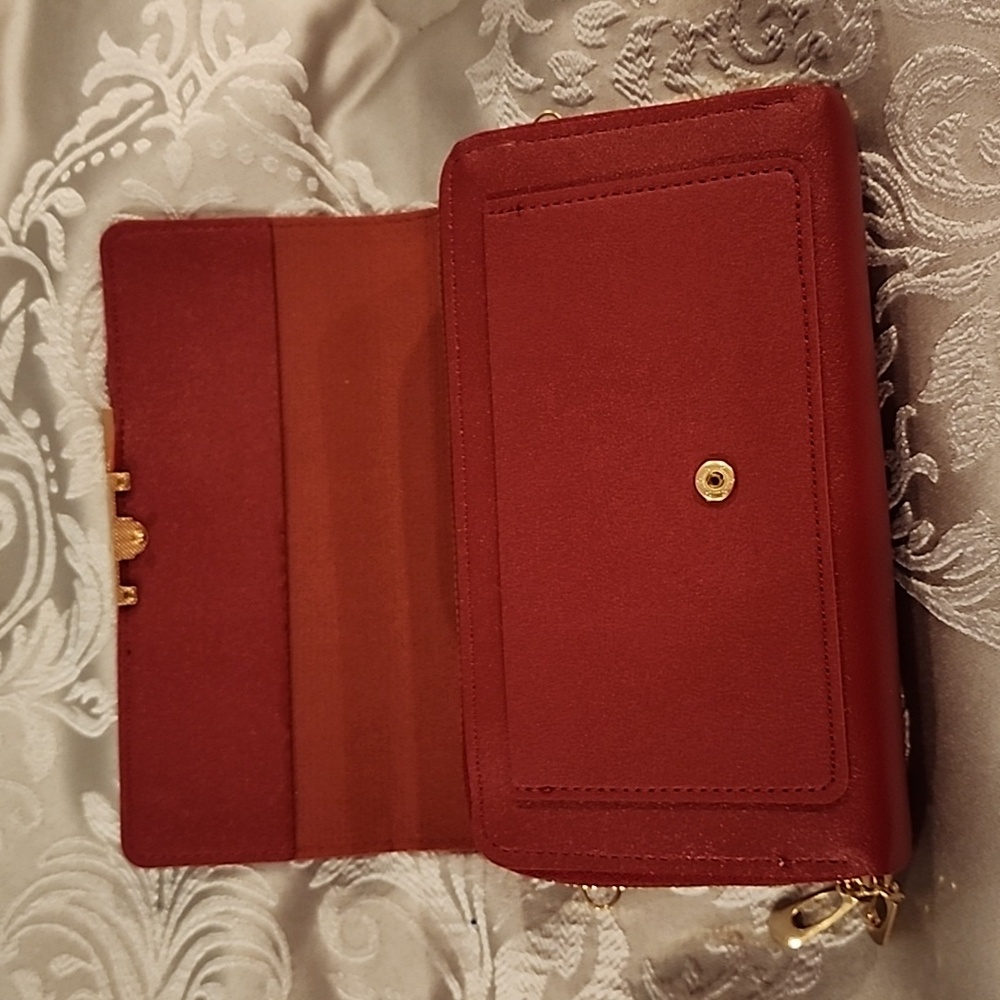 Purse - Picture 2 of 6